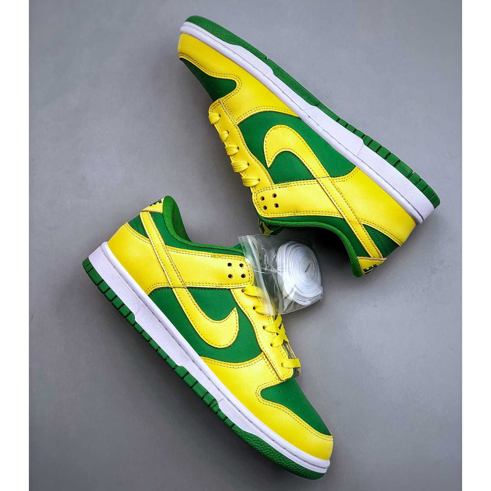 Nike SB Dunk Low "Brazil" Sneakers        CU1727-700 - everydesigner