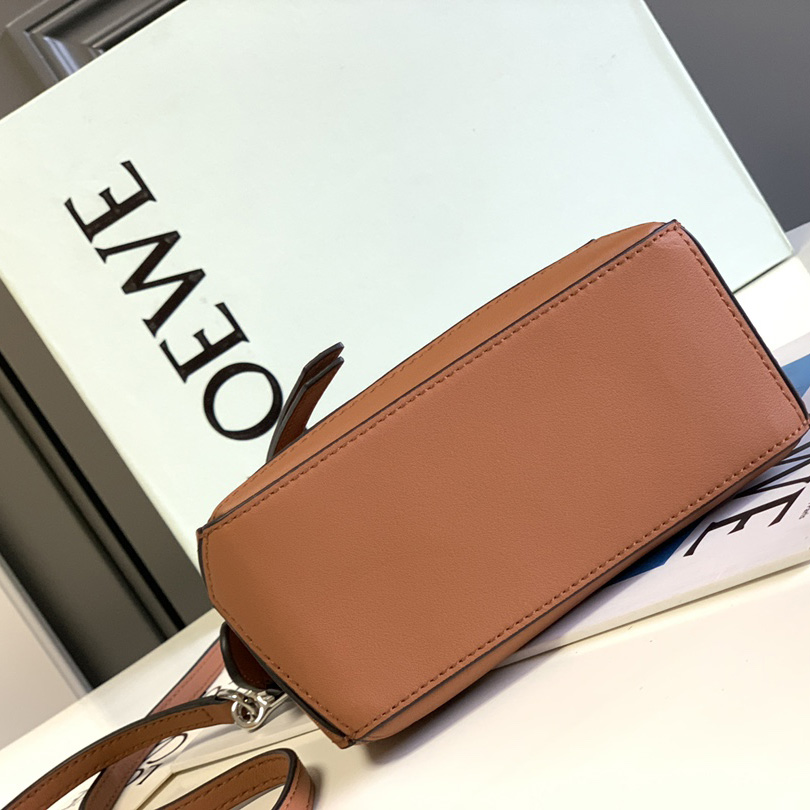 Loewe Mini Puzzle Bag In Classic Calfskin - everydesigner