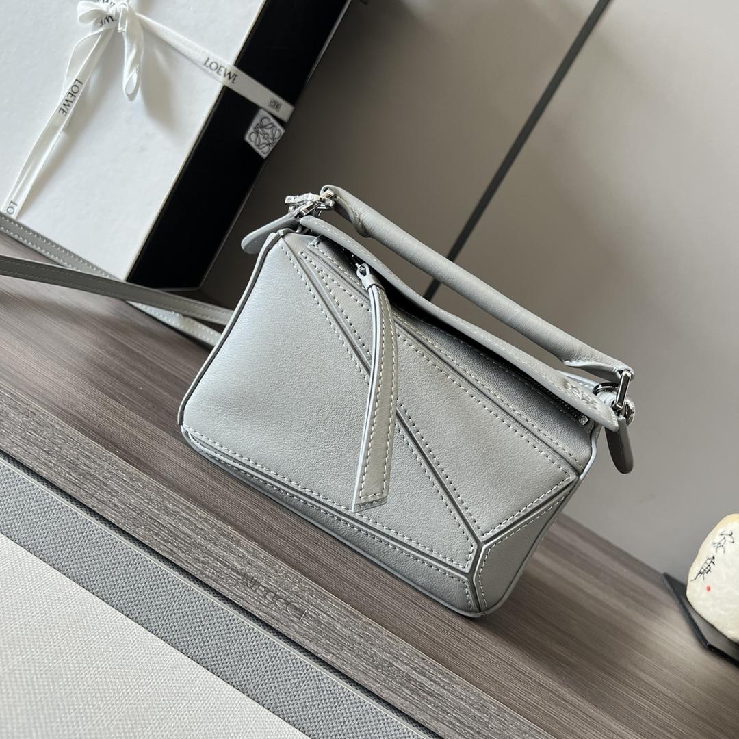 Loewe Mini Puzzle Bag In Classic Calfskin - everydesigner