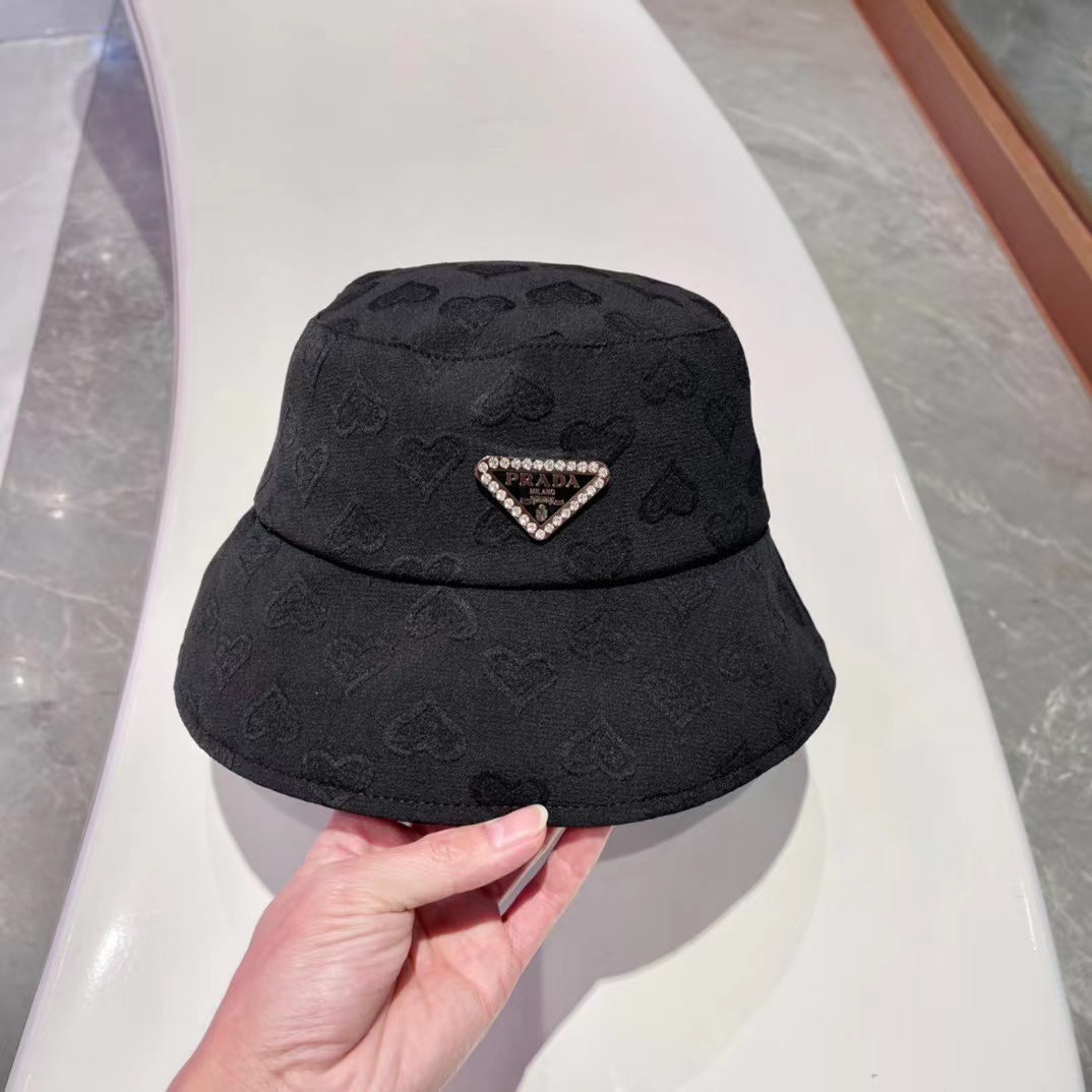 Prada Bucket Hat - everydesigner