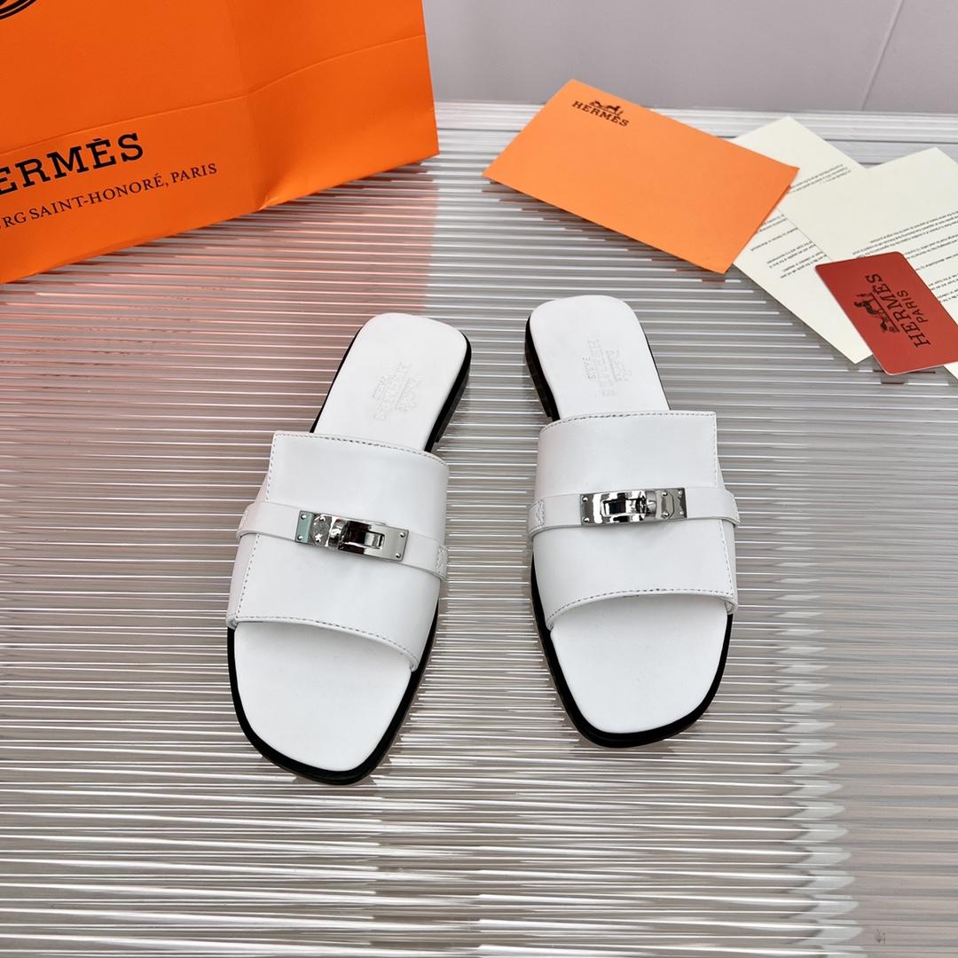 Hermes Giulia Sandal - everydesigner