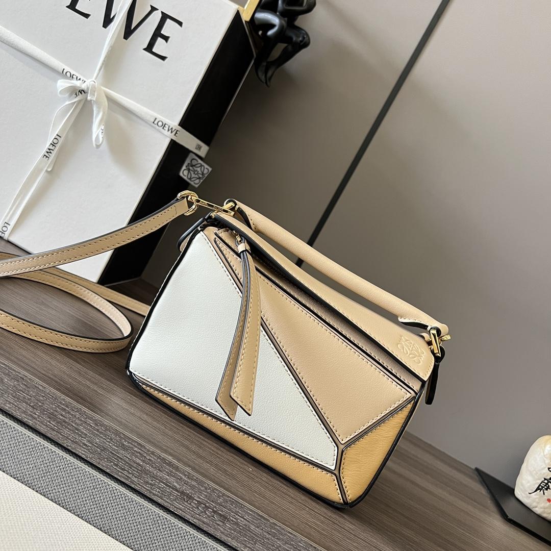 Loewe Mini Puzzle Bag In Classic Calfskin - everydesigner