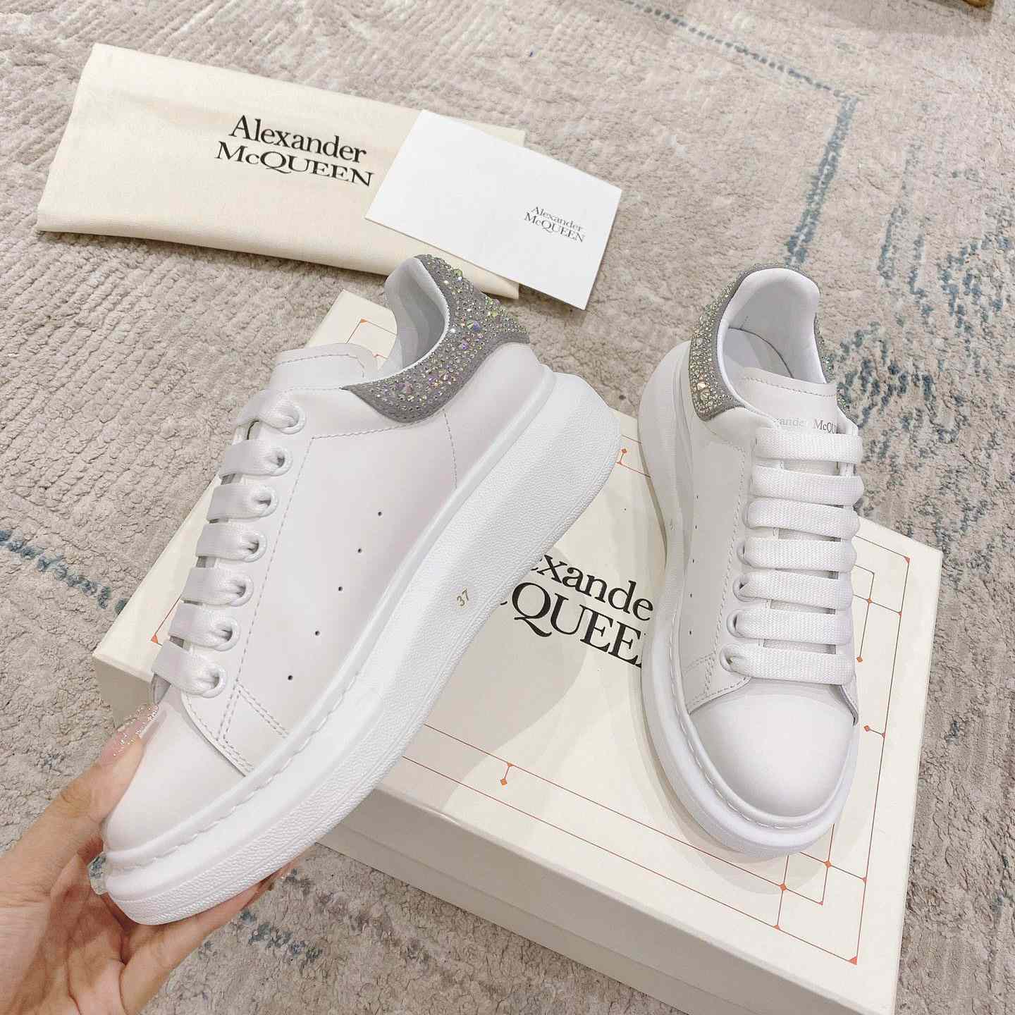 Alexander Mqueen Oversized Sneaker In White - everydesigner