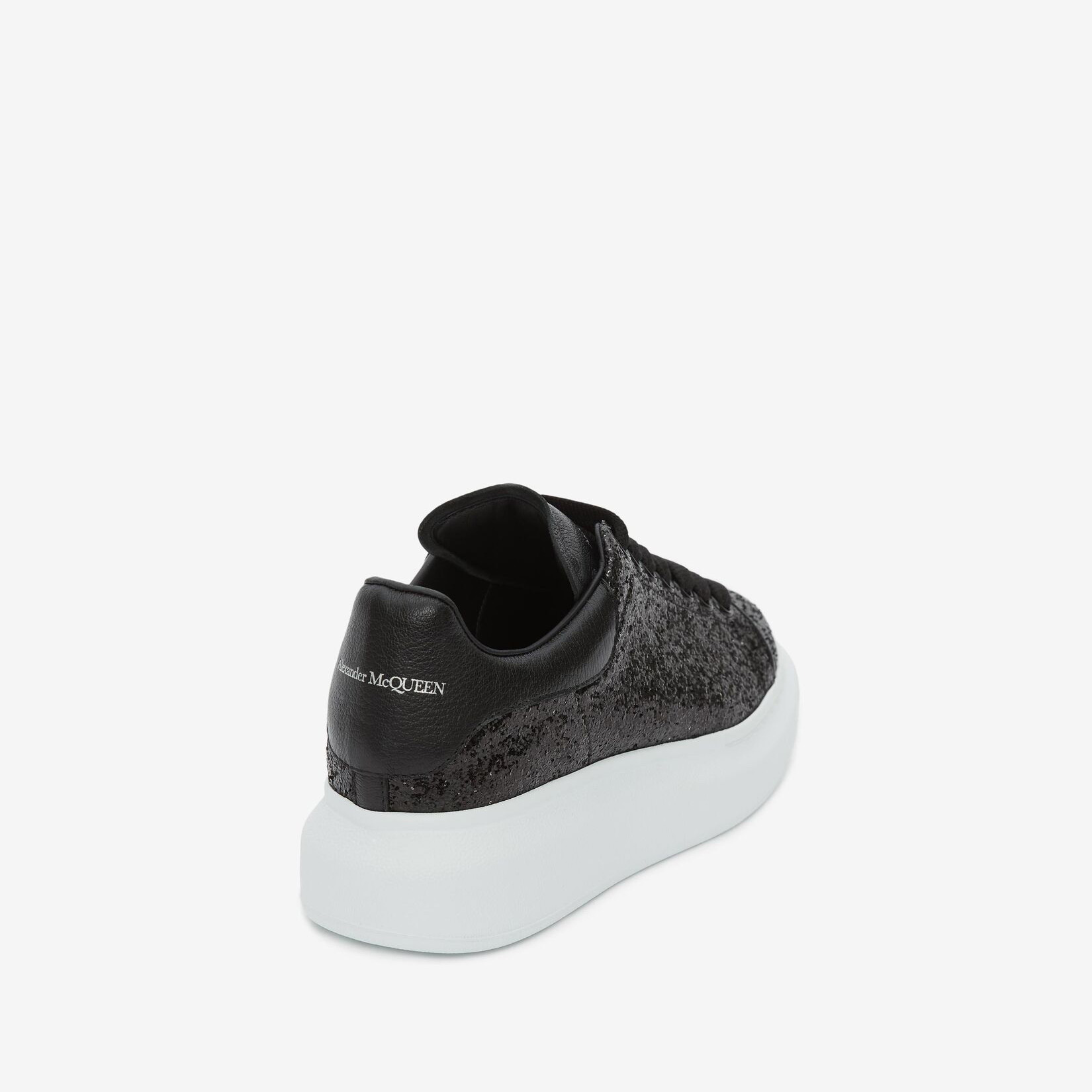 Alexander Mqueen Oversized Sneaker In Black - everydesigner