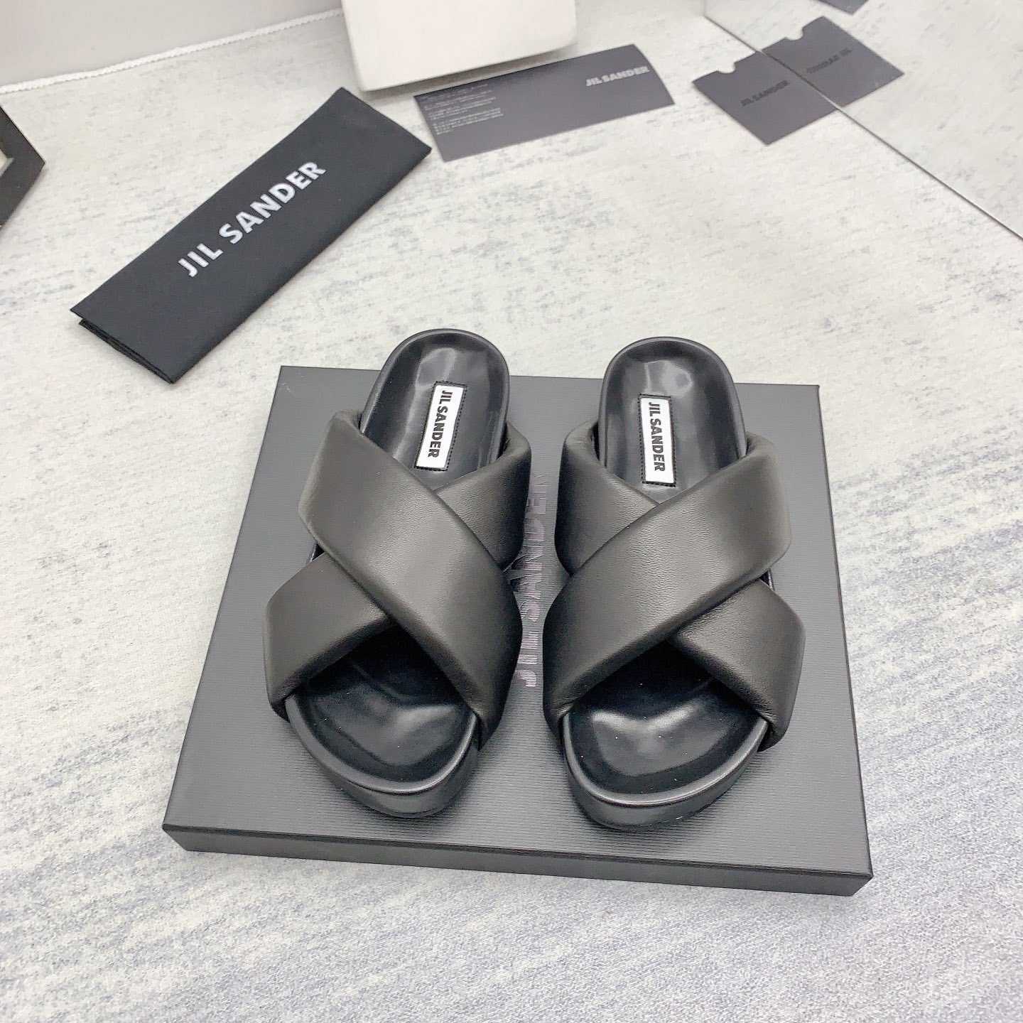 JIl Sander Padded Slides - everydesigner