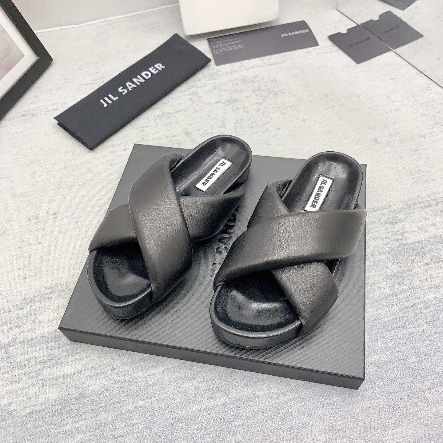 JIl Sander Padded Slides - everydesigner