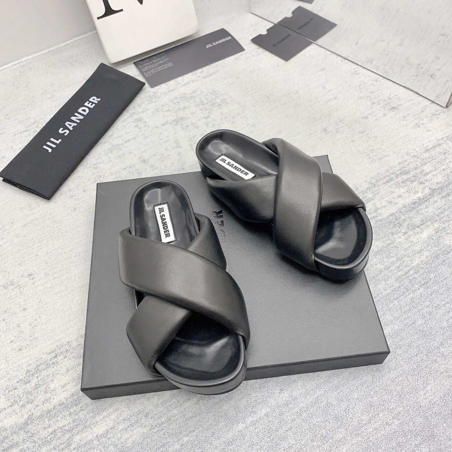 JIl Sander Padded Slides - everydesigner