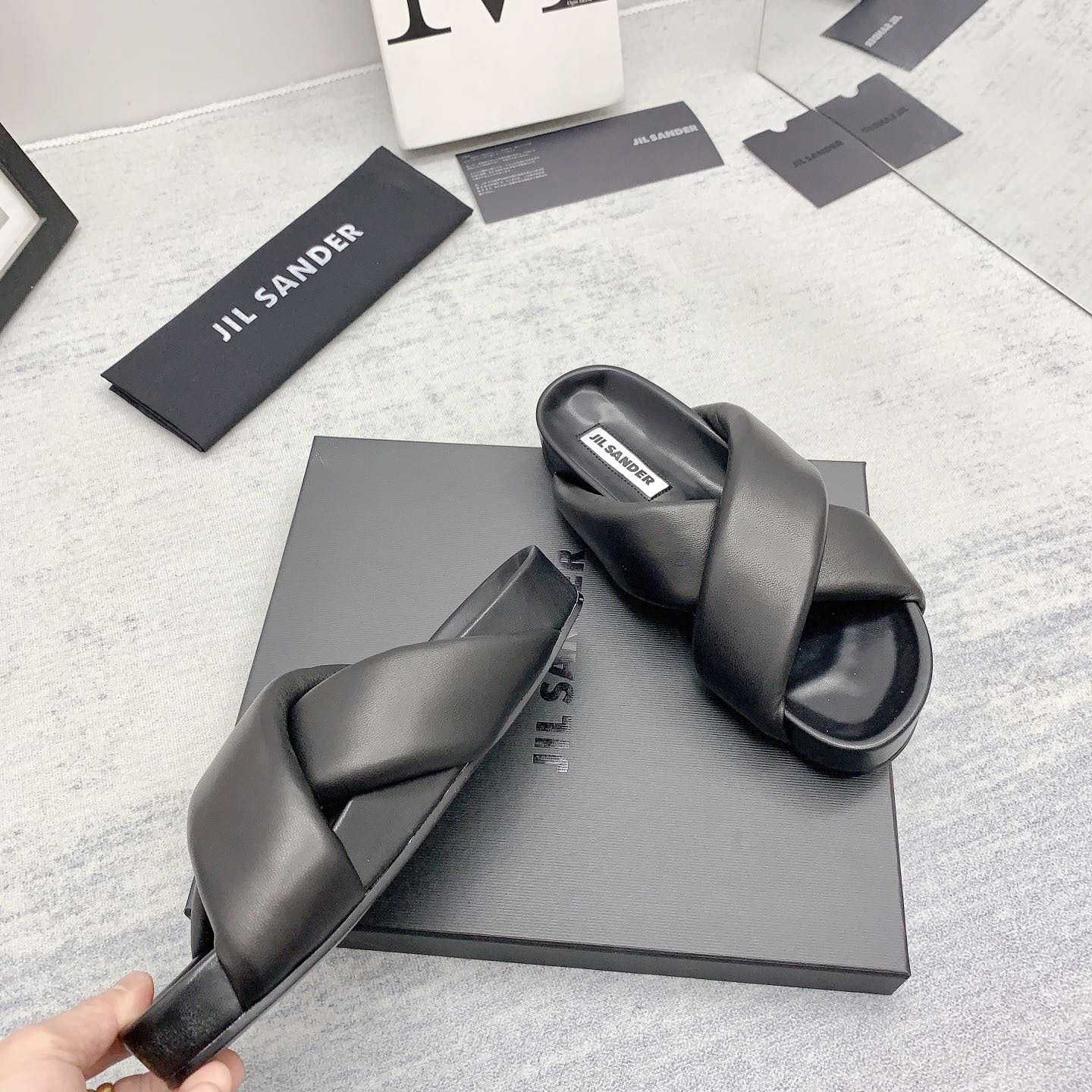 JIl Sander Padded Slides - everydesigner