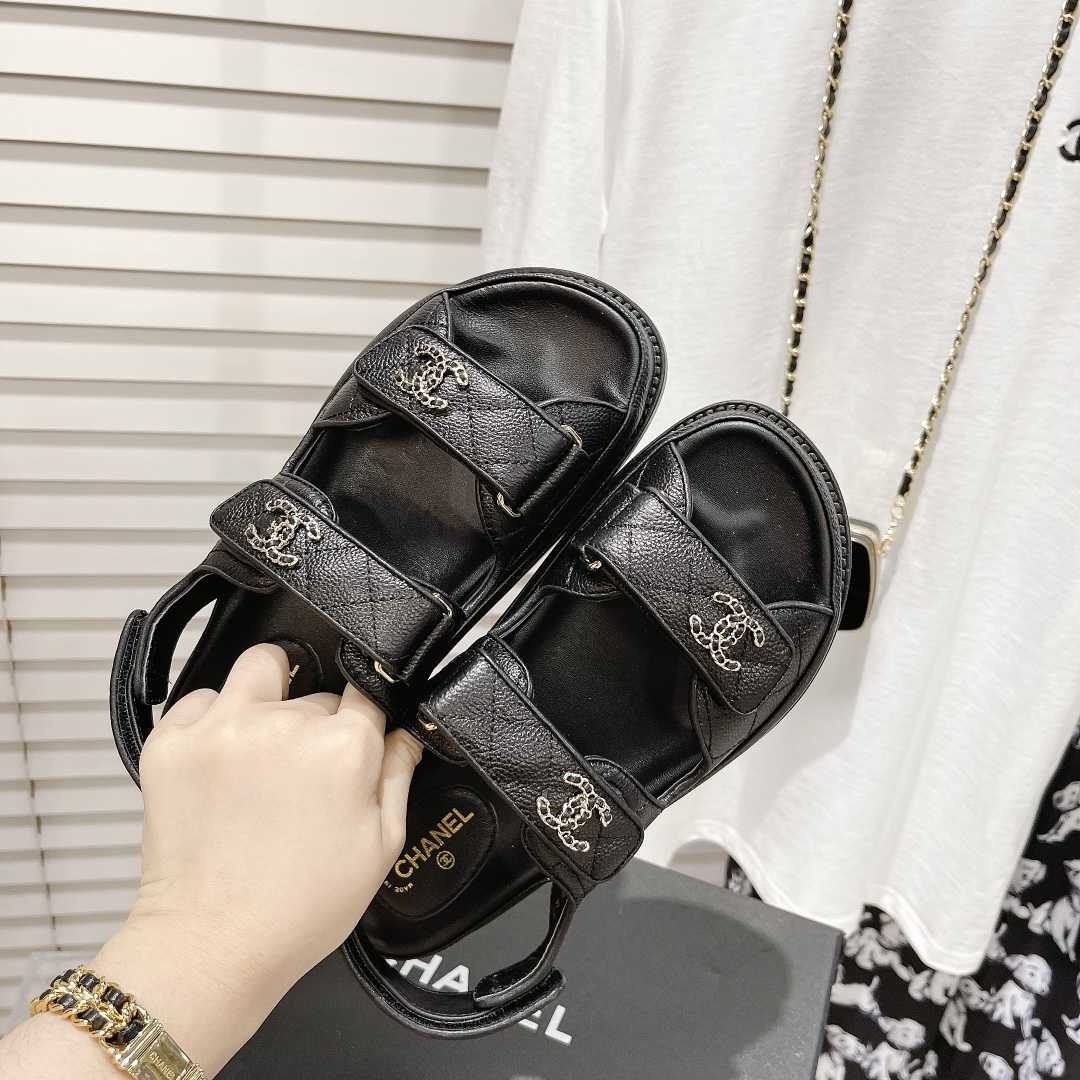 Chanel Sandals In Black - everydesigner