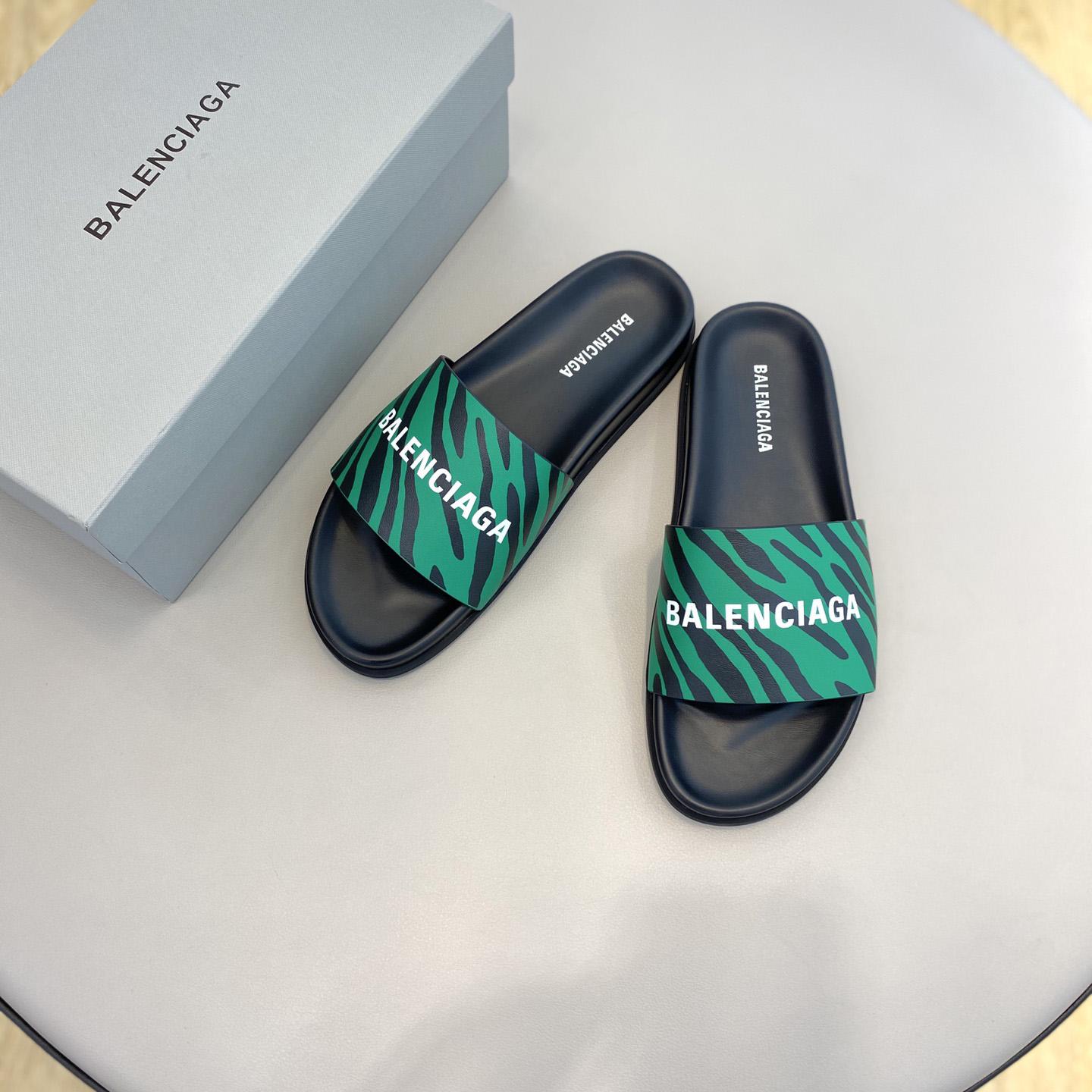 Balenciaga Pool Slide Sandal  - everydesigner