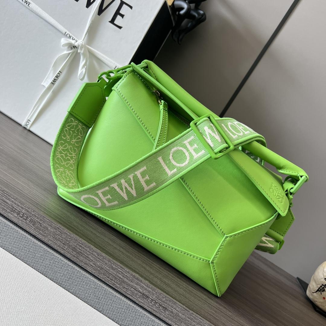 Loewe Small Puzzle Edge Bag In Satin Calfskin - everydesigner