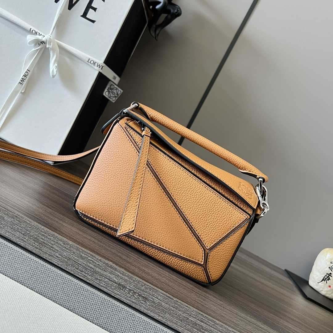 Loewe Mini Puzzle Bag In Soft Grained Calfskin - everydesigner