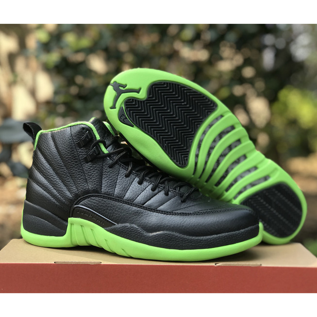 Air Jordan 12 Sneaker   - everydesigner