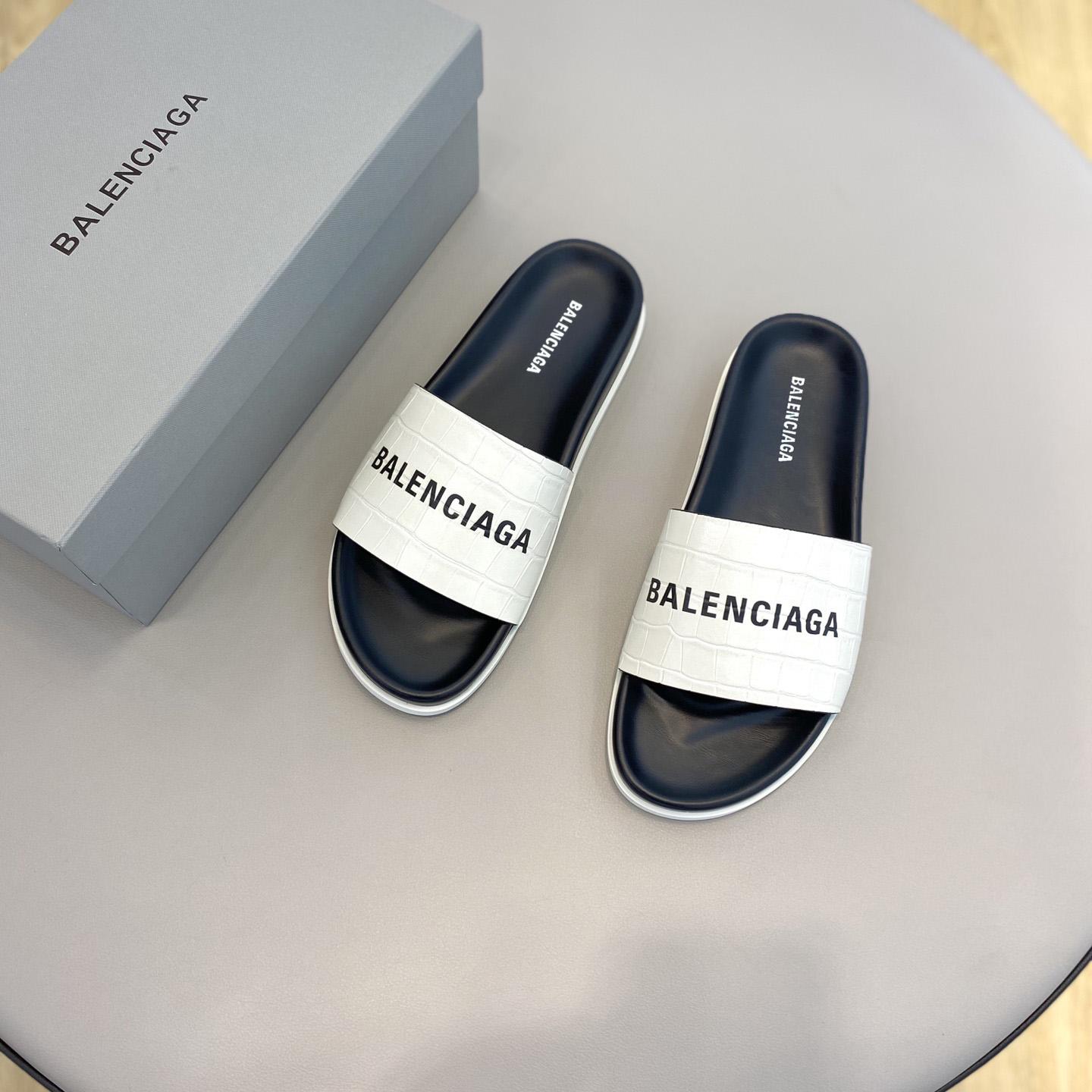 Balenciaga Pool Slide Sandal  - everydesigner