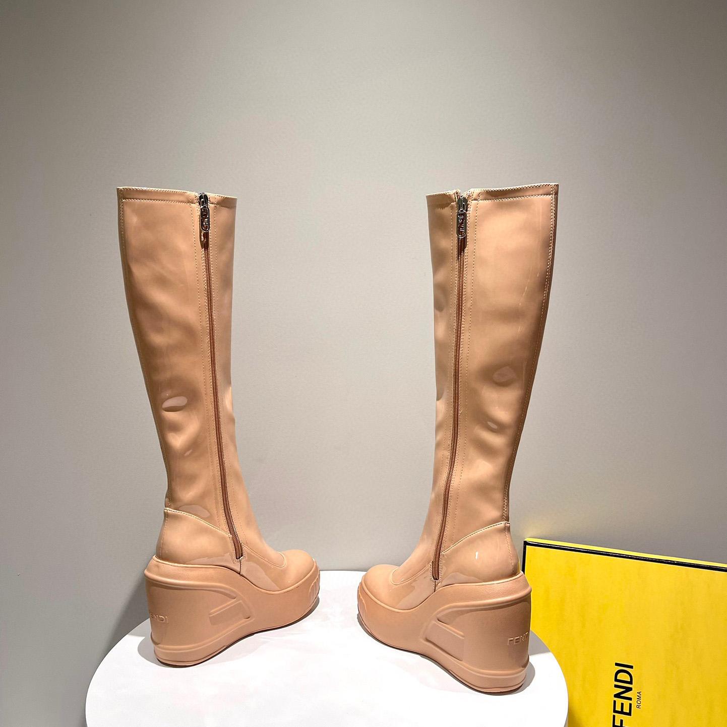 Fendi Fashion Show Beige Patent Leather Boots - everydesigner