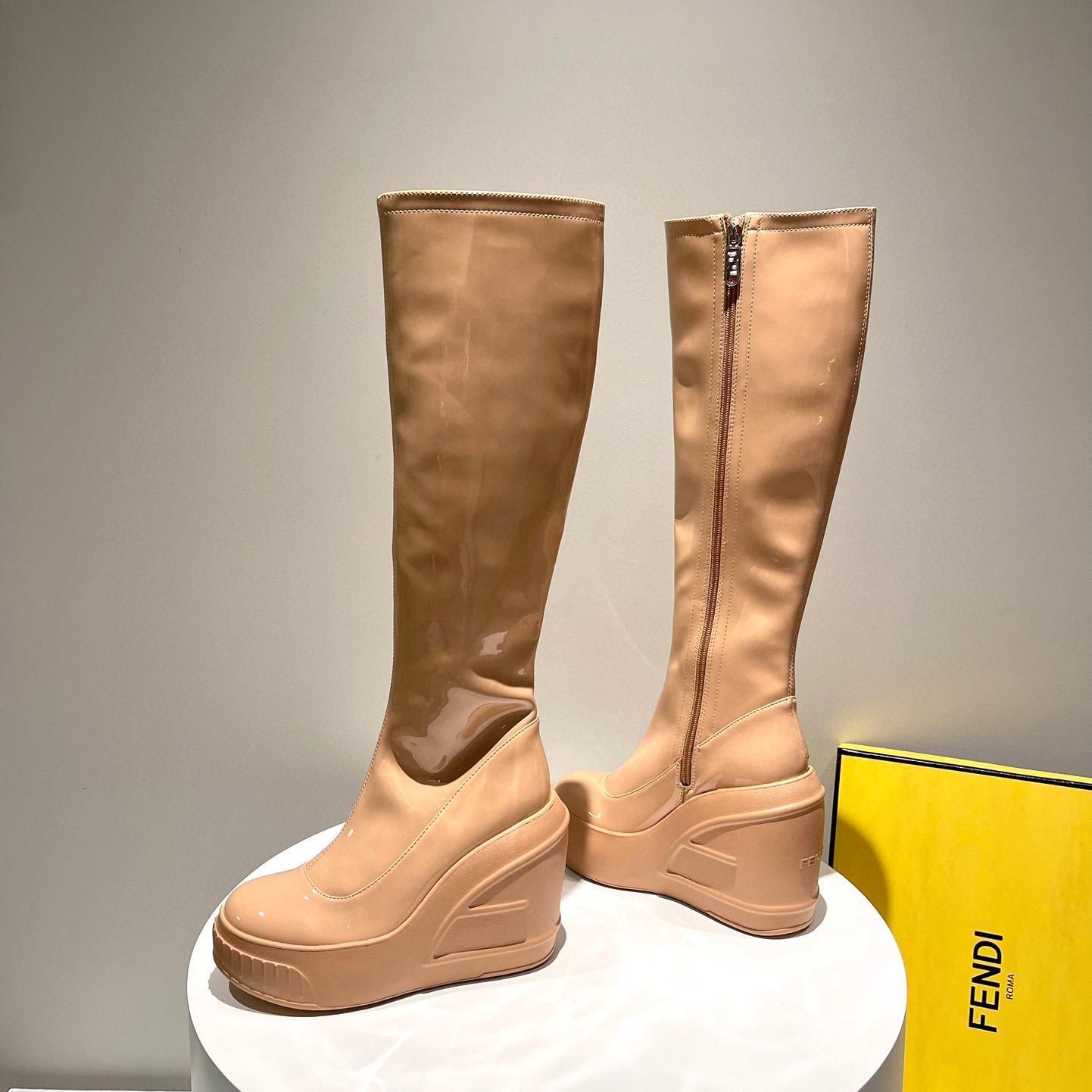 Fendi Fashion Show Beige Patent Leather Boots - everydesigner