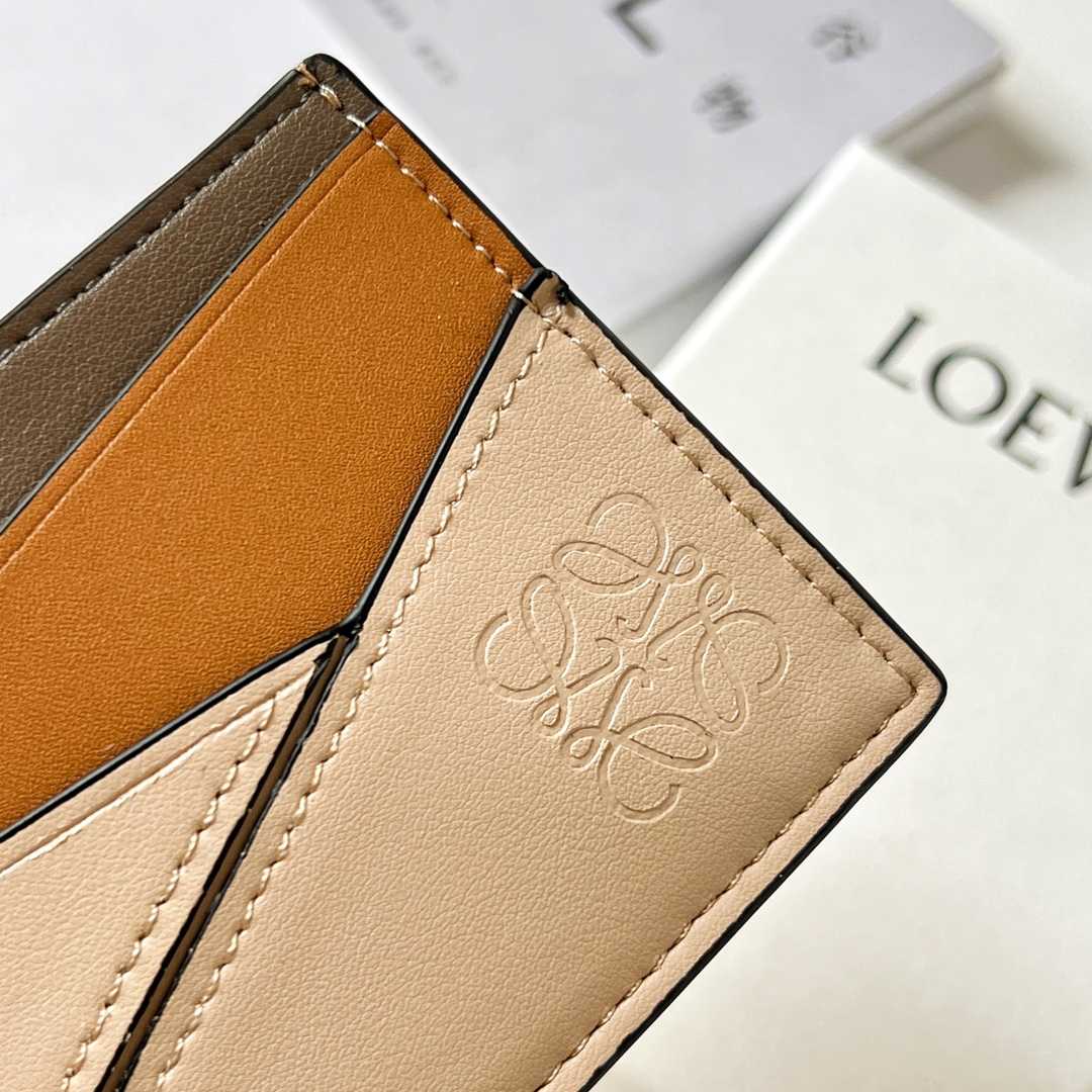 Loewe Puzzle Plain Cardholder (10x7.5cm) - everydesigner