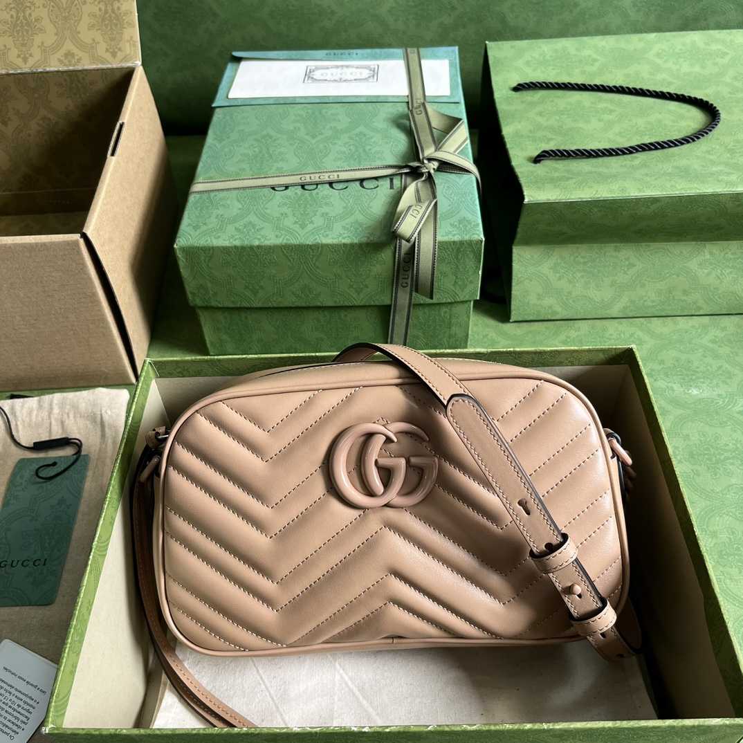 Gucci GG Marmont Matelassé Shoulder Bag(24*13*7cm) - everydesigner