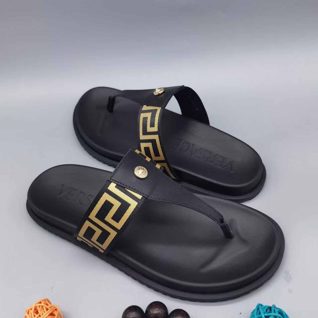 Versace Medusa Plaque Flip-Flop - everydesigner