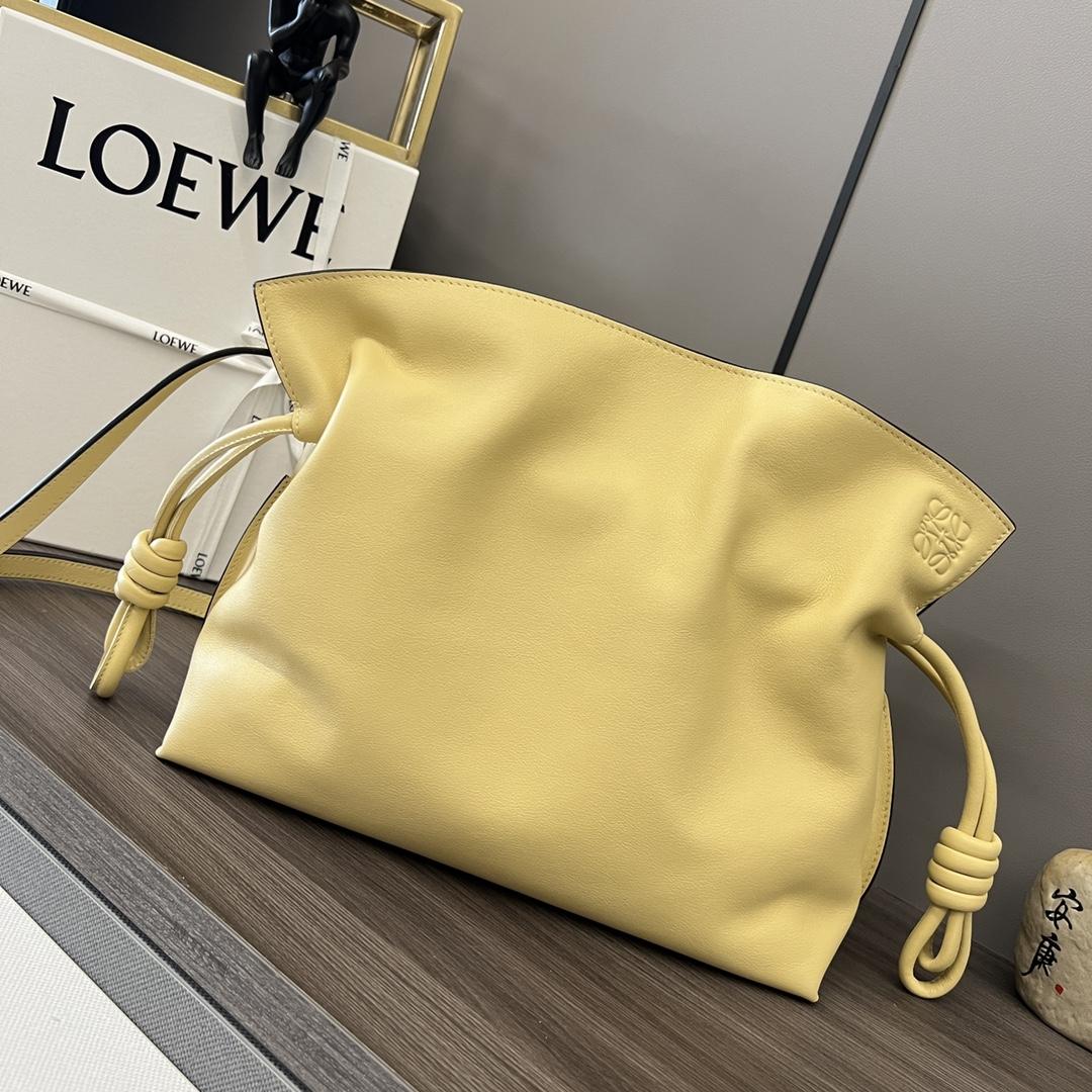 Loewe Flamenco Clutch In Nappa Calfskin - everydesigner