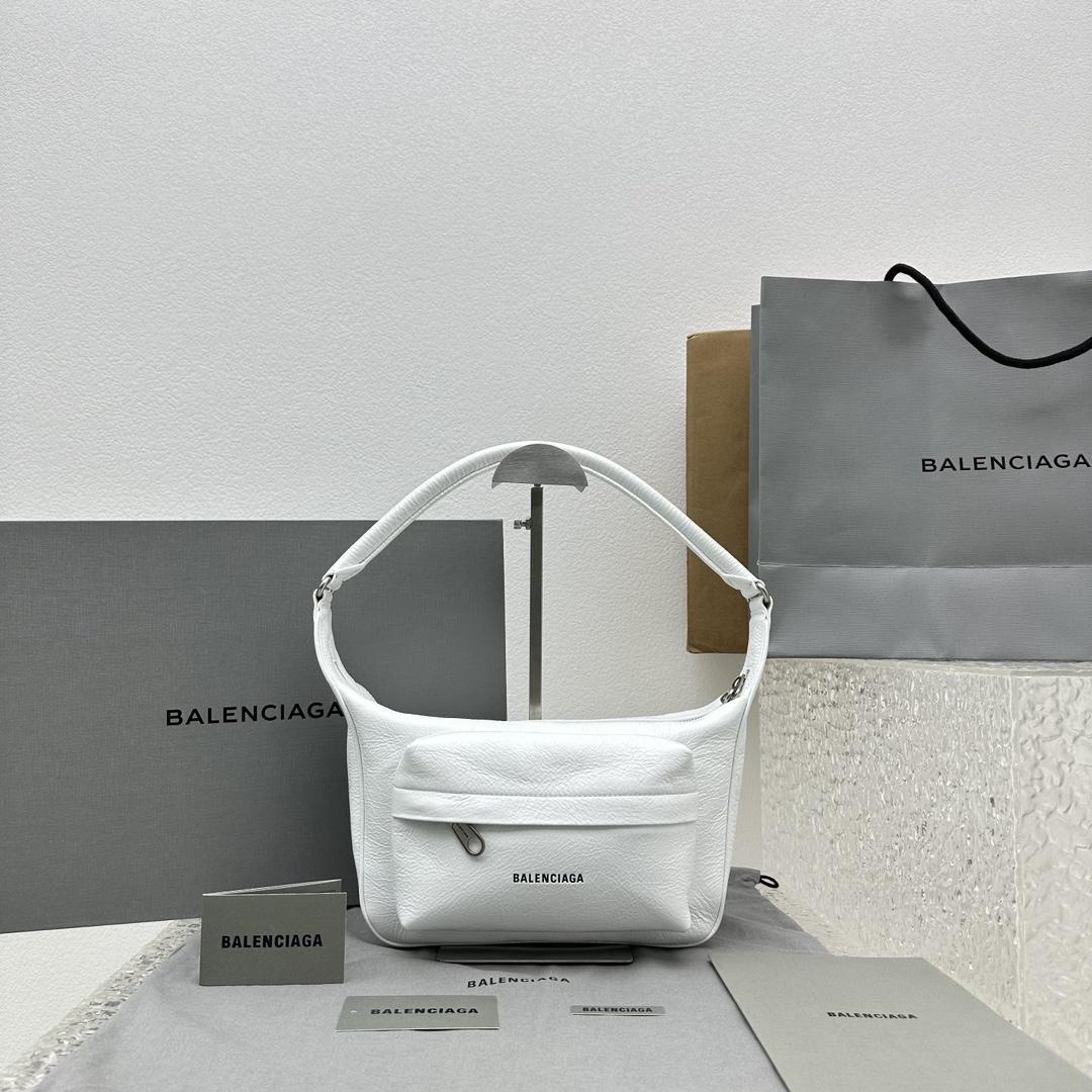 Balenciaga Raver Medium Bag With Handle In White - everydesigner