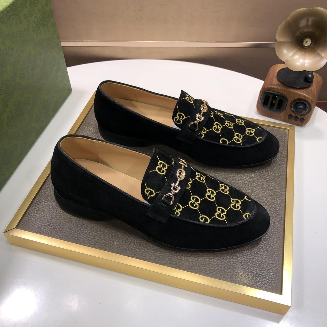 Gucci Jordaan GG Velvet Loafer - everydesigner