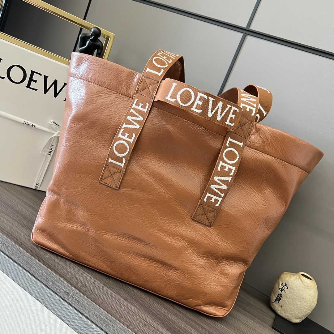 Loewe Fold Shopper In Paper Calfskin - everydesigner