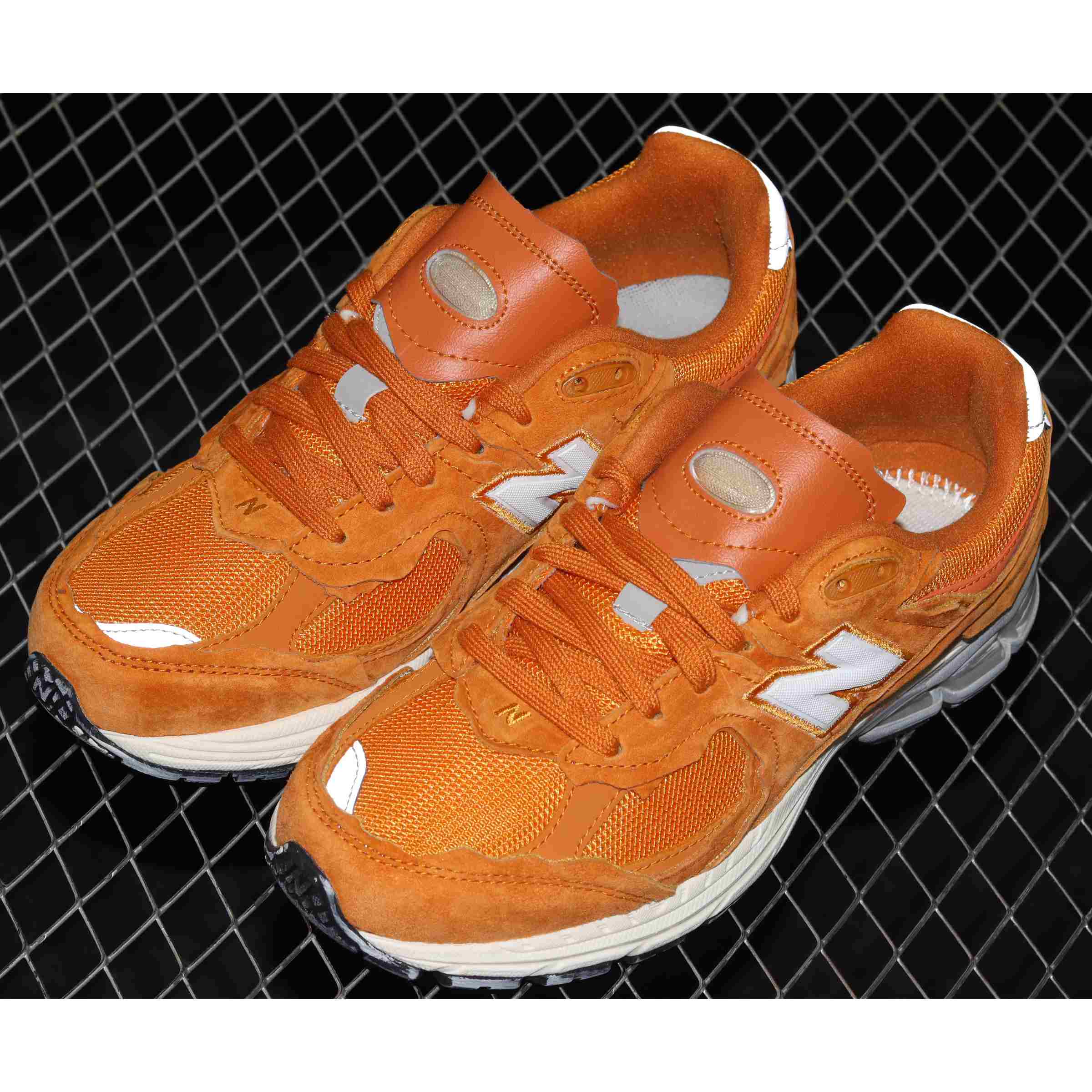 New Balance 2002R Sneakers     M2002RDE - everydesigner