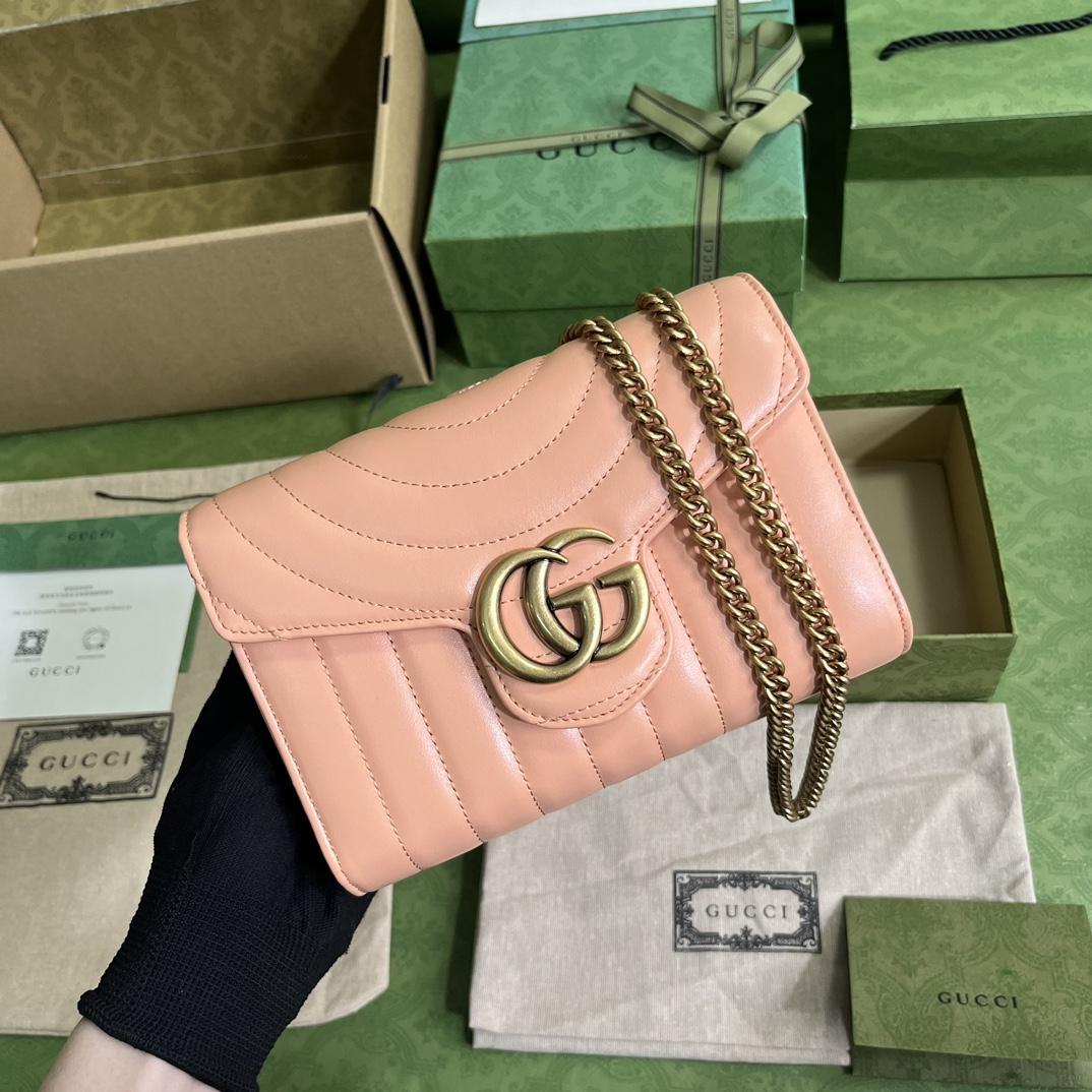 Gucci GG Marmont Matelassé Mini Bag(20-13-6cm)   - everydesigner