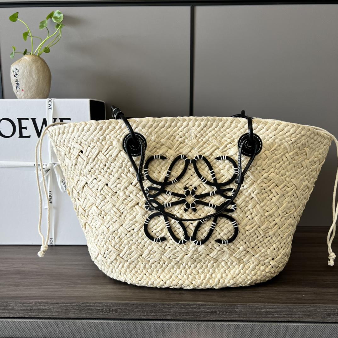 Loewe Anagram Basket Bag In Iraca Palm And Calfskin - everydesigner