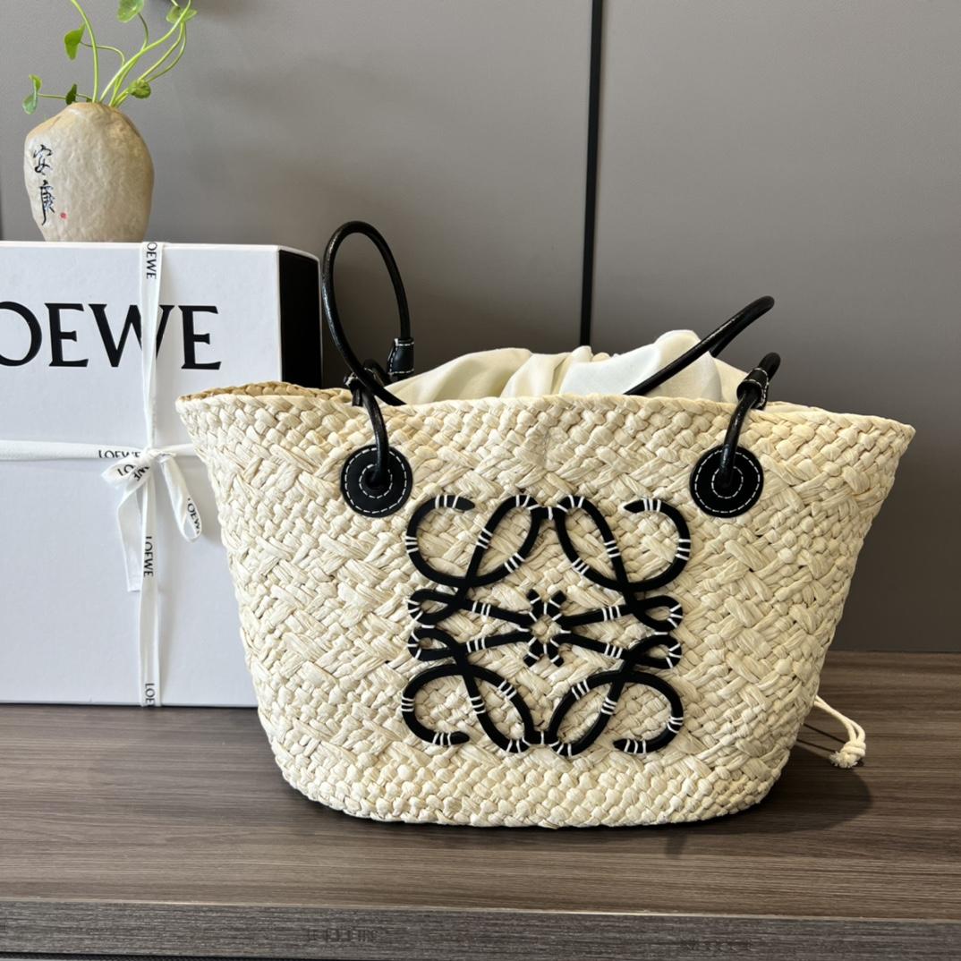 Loewe Small Anagram Basket Bag In Iraca Palm And Calfskin - everydesigner