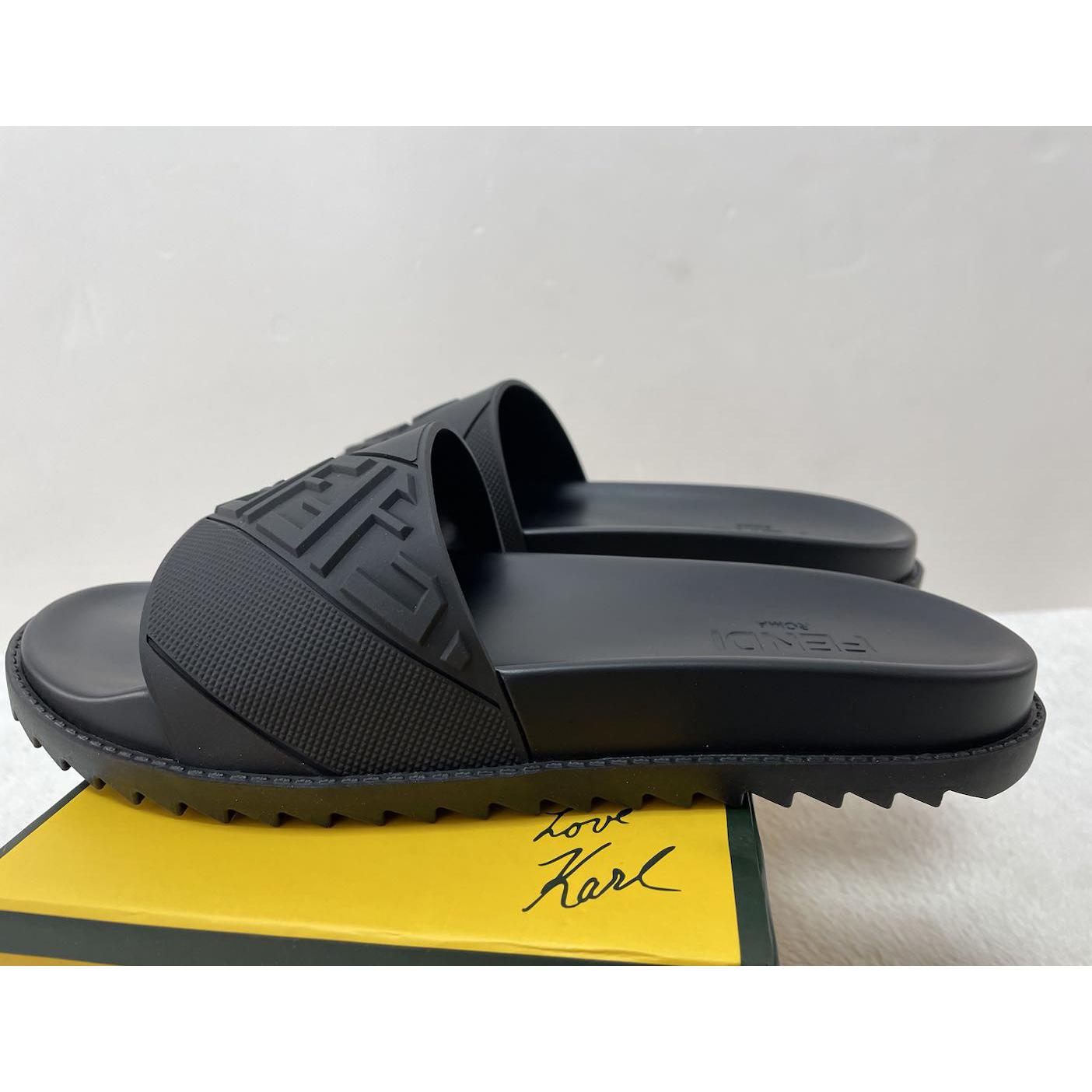 Fendi Black Rubber Footbed Slides - everydesigner