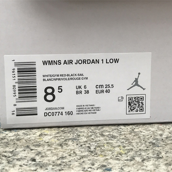 Air Jordan 1 Low Sneaker    DC0774-160 - everydesigner