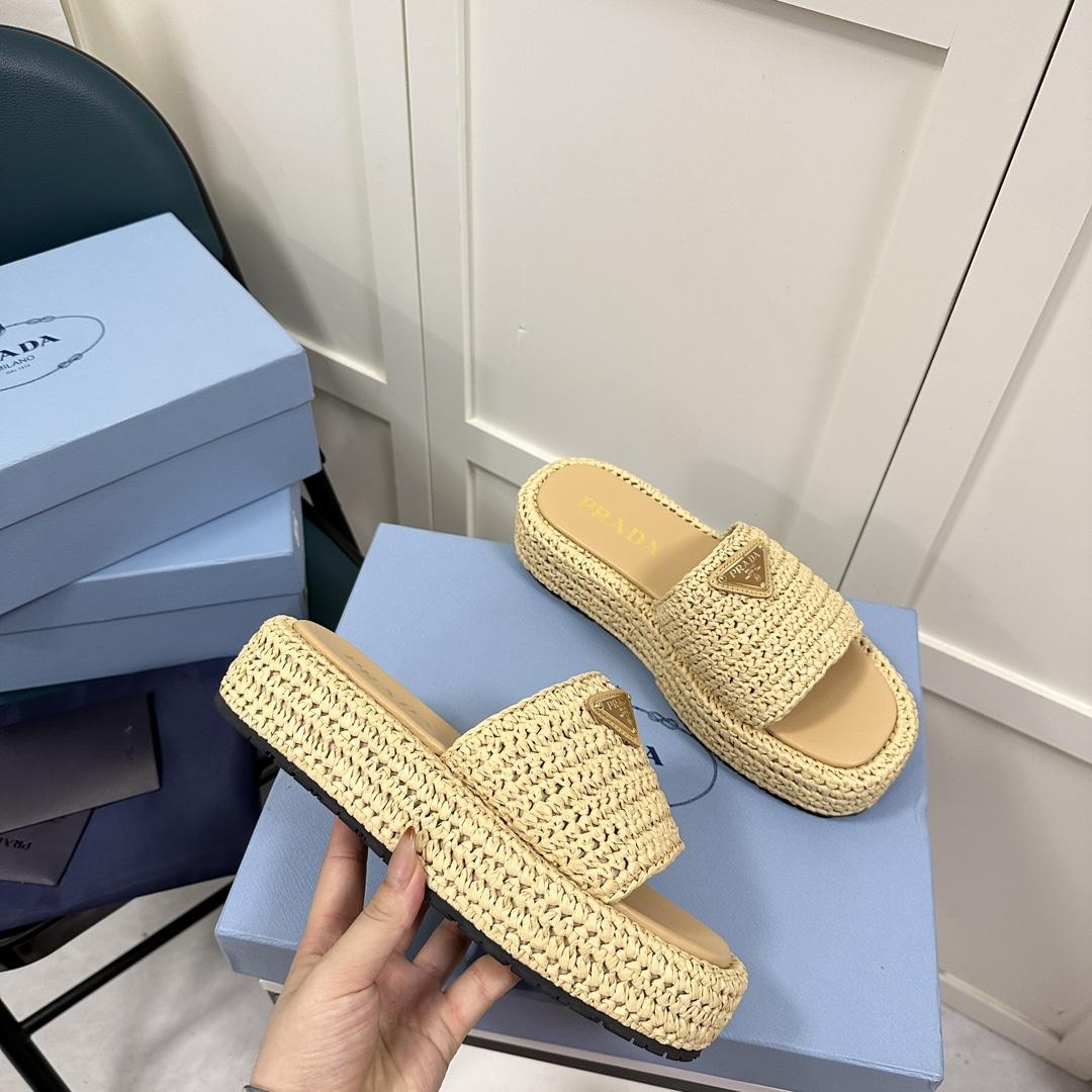 Prada Crochet Flatform Slides - everydesigner