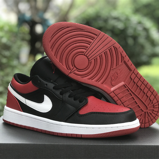 Air Jordan 1 Low Sneaker      553558-066 - everydesigner