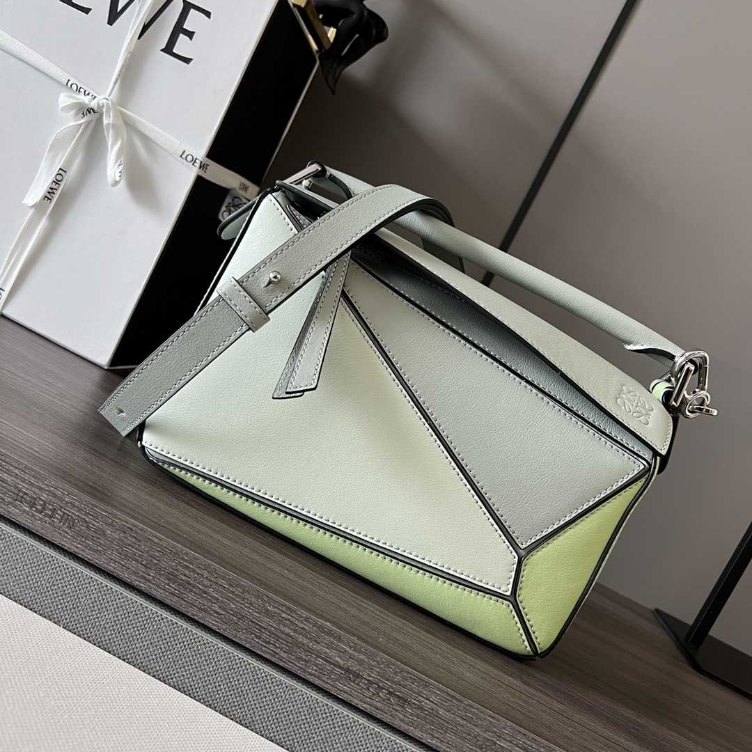 Loewe Small Puzzle Bag In Classic Calfskin - everydesigner