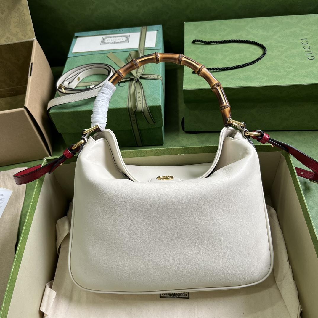 Gucci Diana Medium Shoulder Bag(30-23-6.5cm) - everydesigner