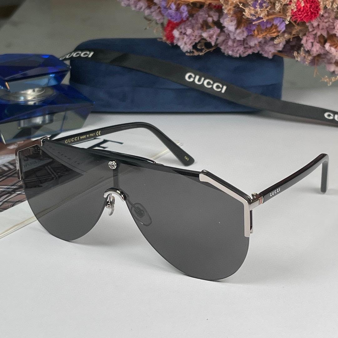 Gucci GG0584S Sunglasses - everydesigner