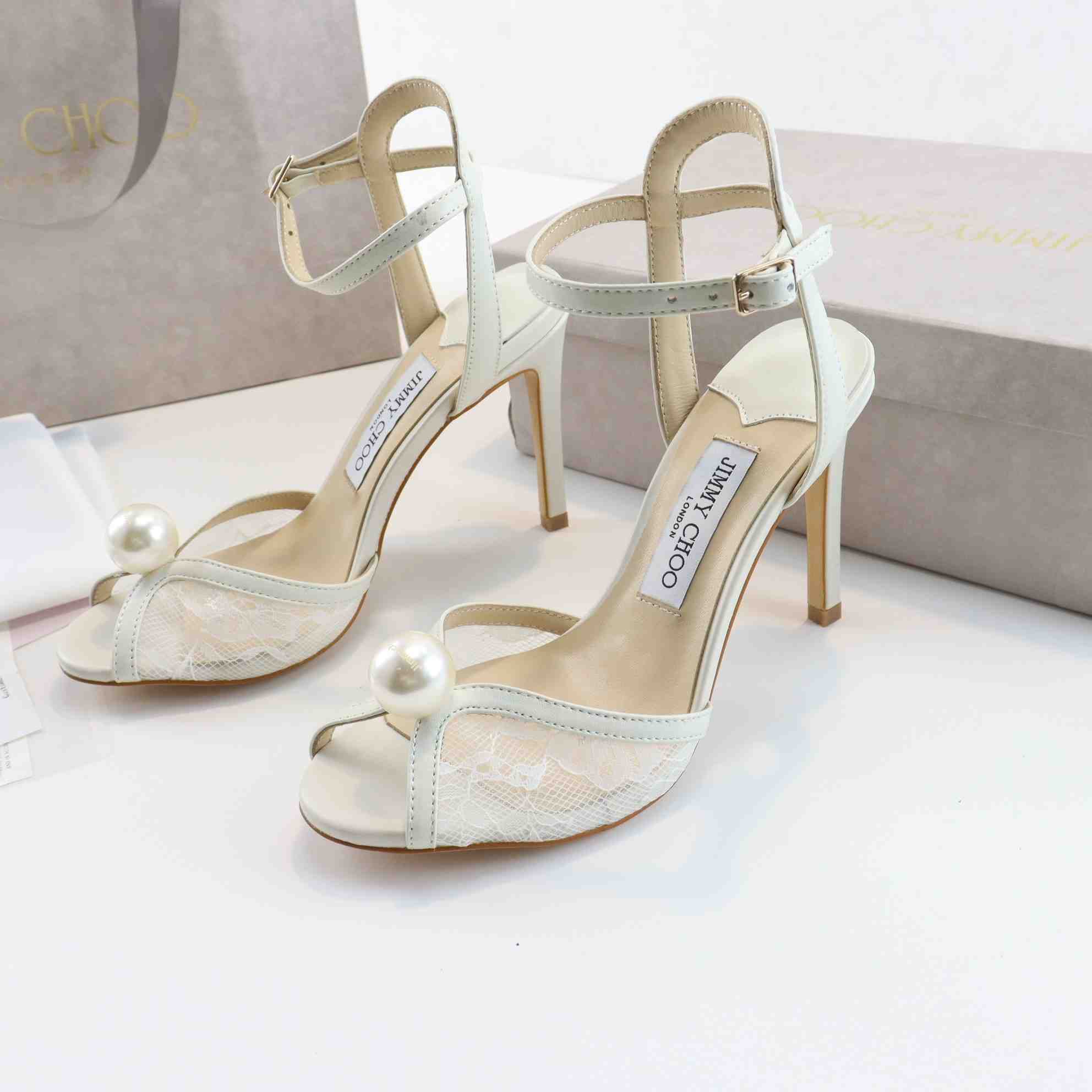 Jimmy Choo Sacora 85  - everydesigner