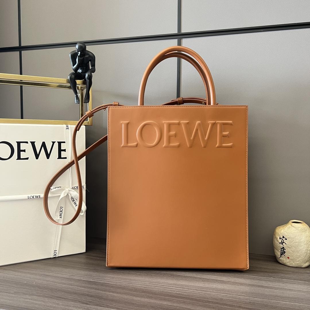 Loewe Standard A4 Tote In Sleek Calfskin - everydesigner