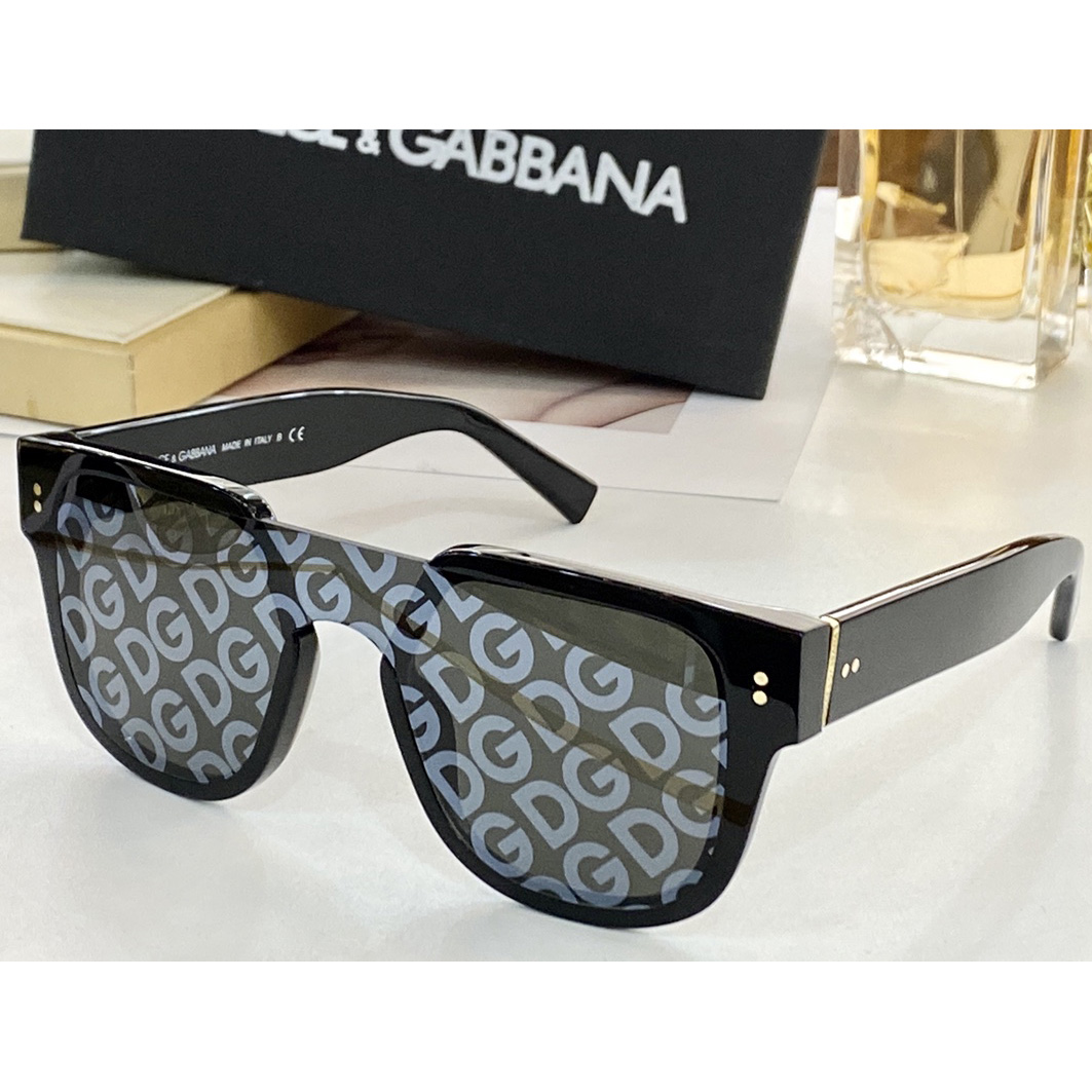 Dolce & Gabbana Domenico Sunglasses   DG4356 - everydesigner