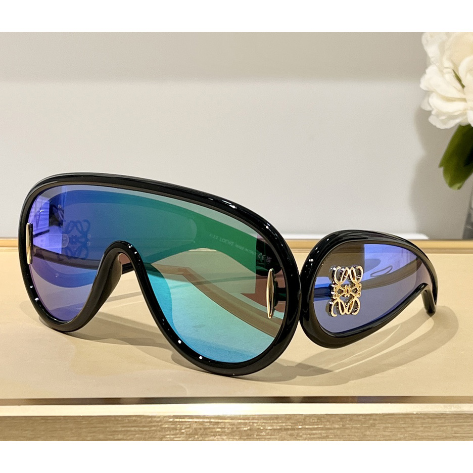 Loewe Wave Mask Sunglasses - everydesigner