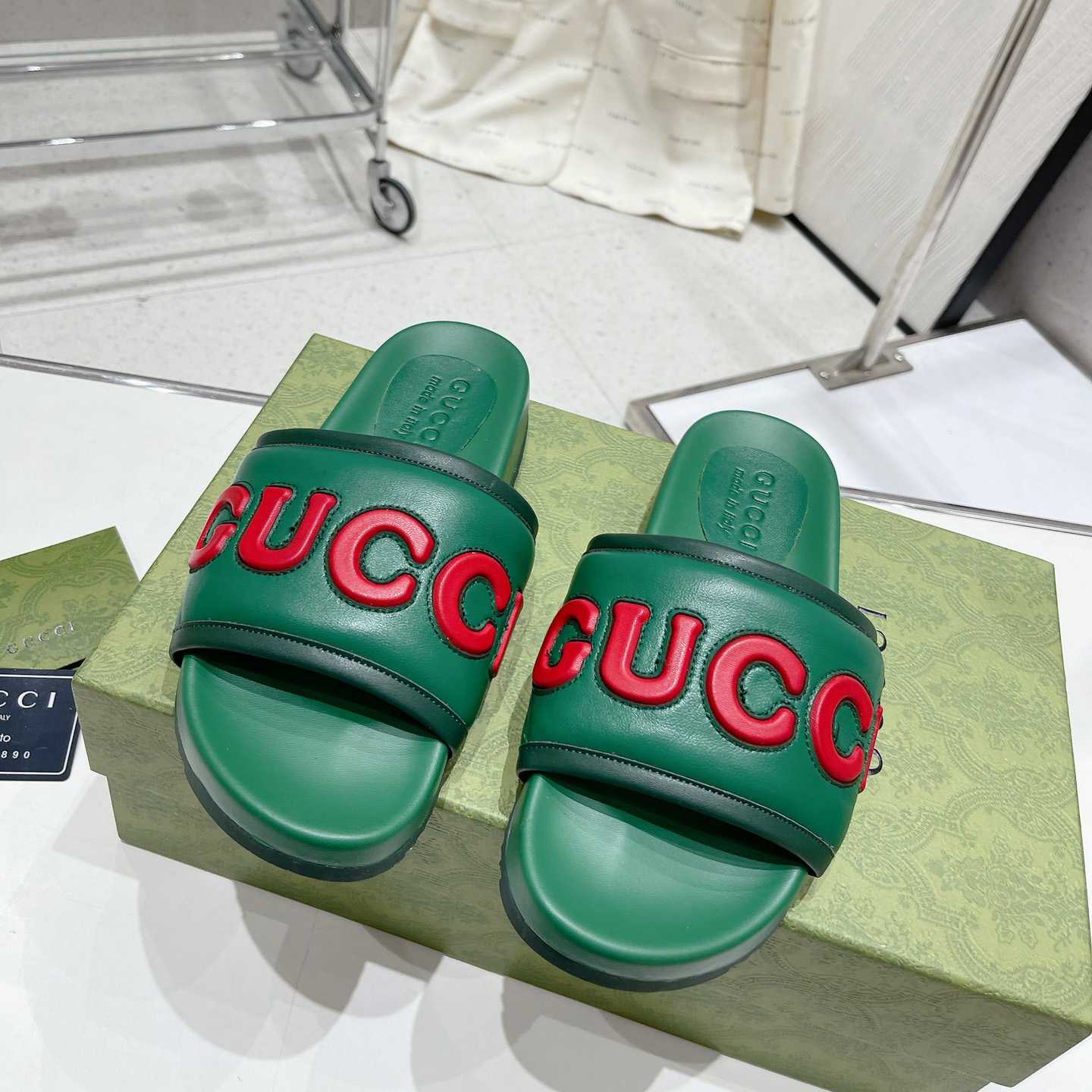 Gucci Slide Sandal  - everydesigner