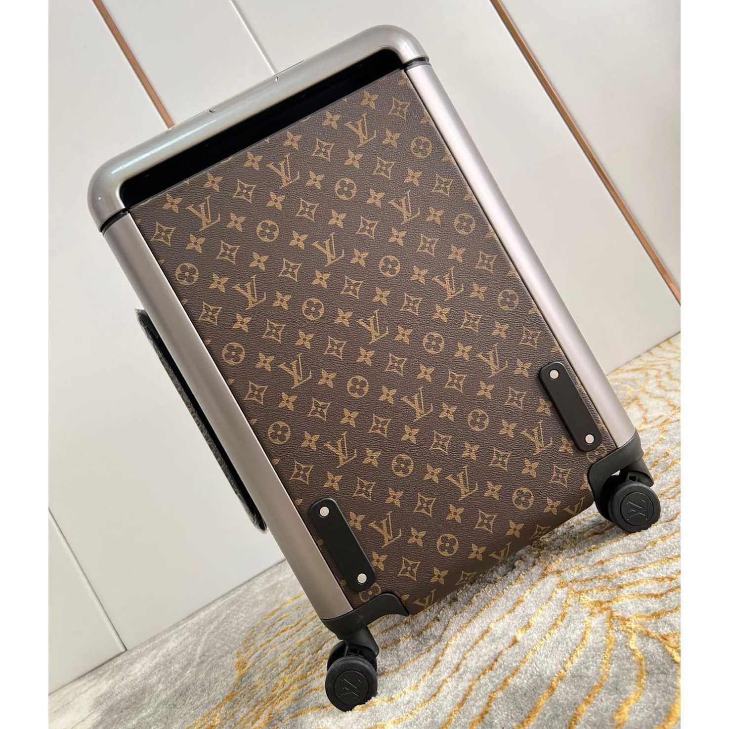 Louis Vuitton Luggage  20inch - everydesigner