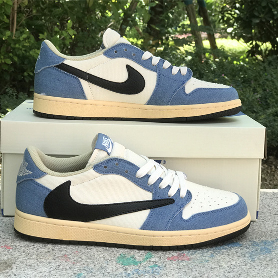 Travis Scott x Air Jordan 1 Low Sneaker      DM7866-992 - everydesigner