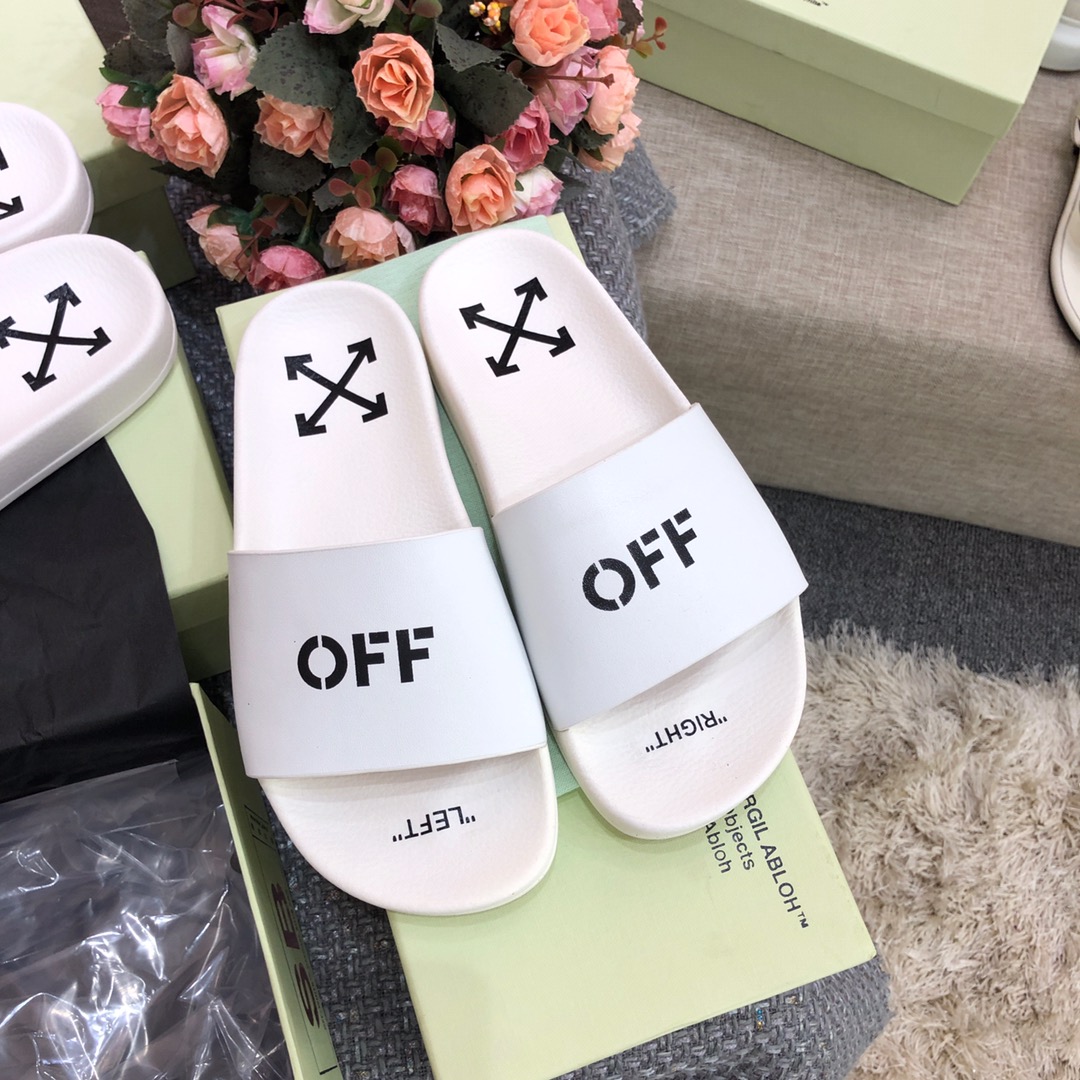 Off White Printed Pool Slider - everydesigner