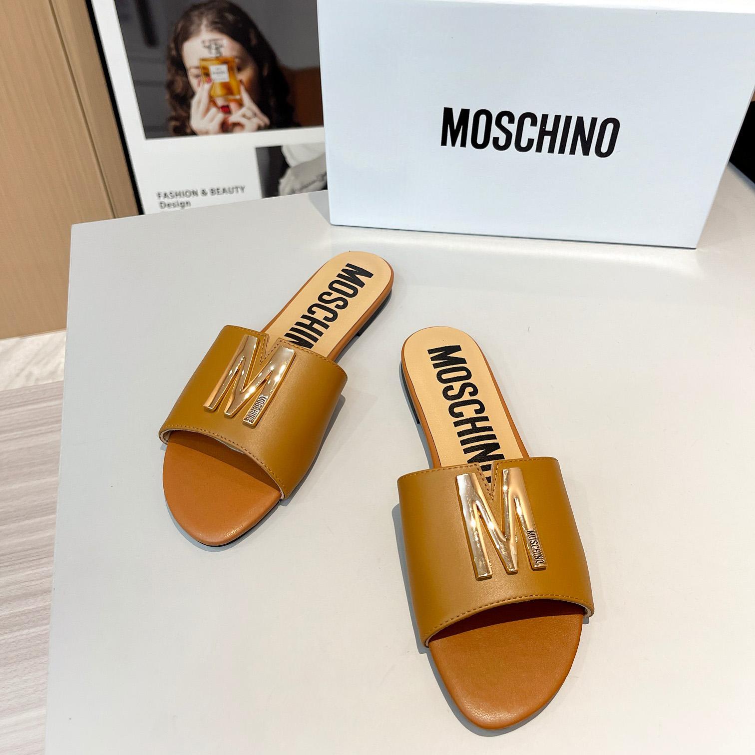 Moschino M Plaque Sandals - everydesigner