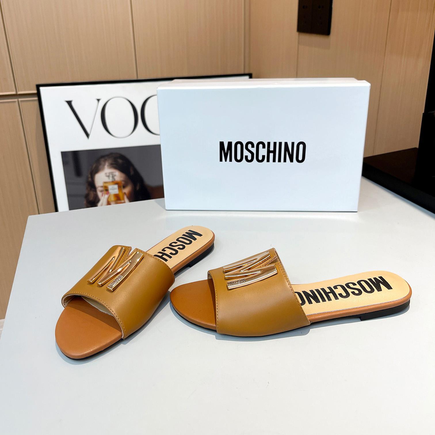 Moschino M Plaque Sandals - everydesigner