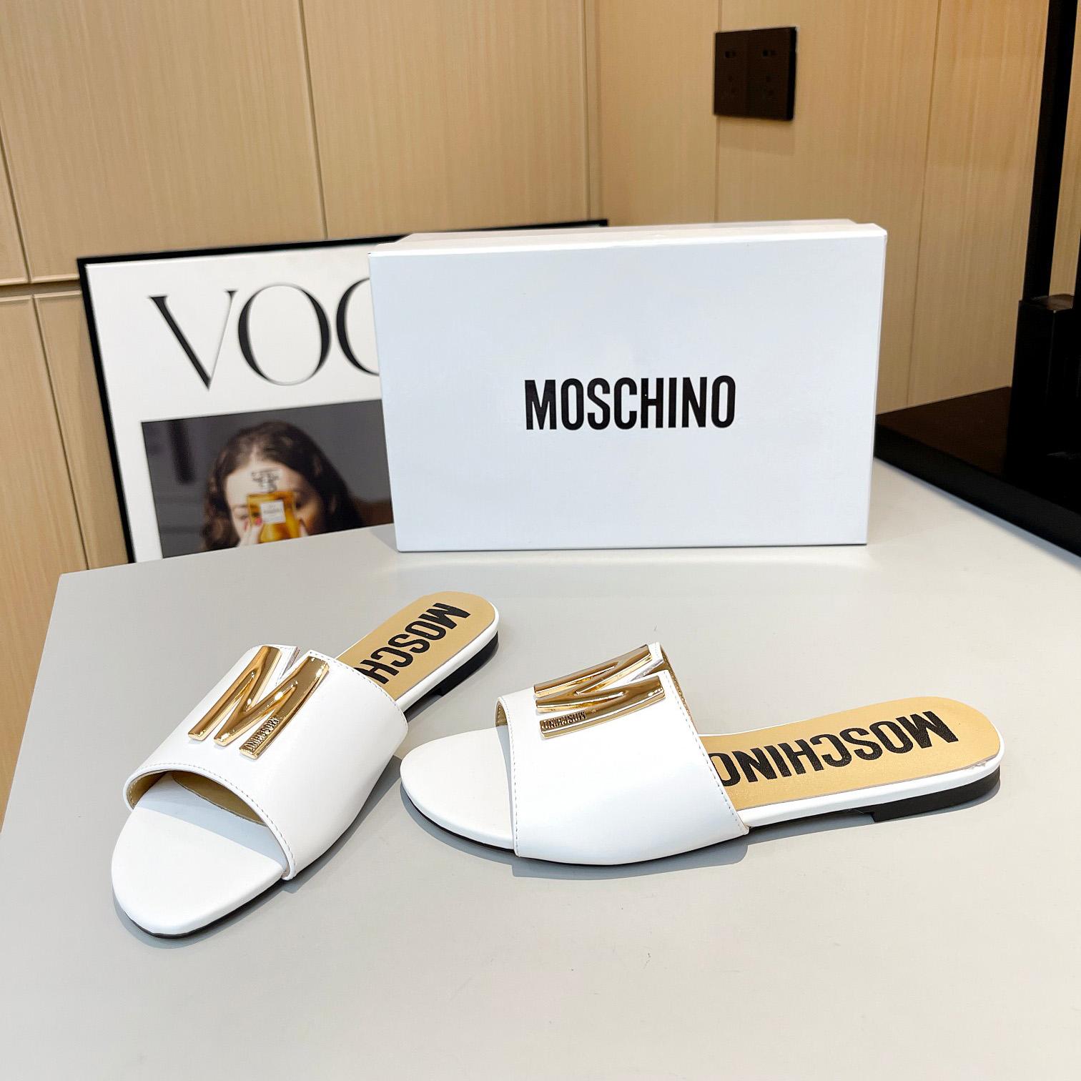 Moschino M Plaque Sandals - everydesigner