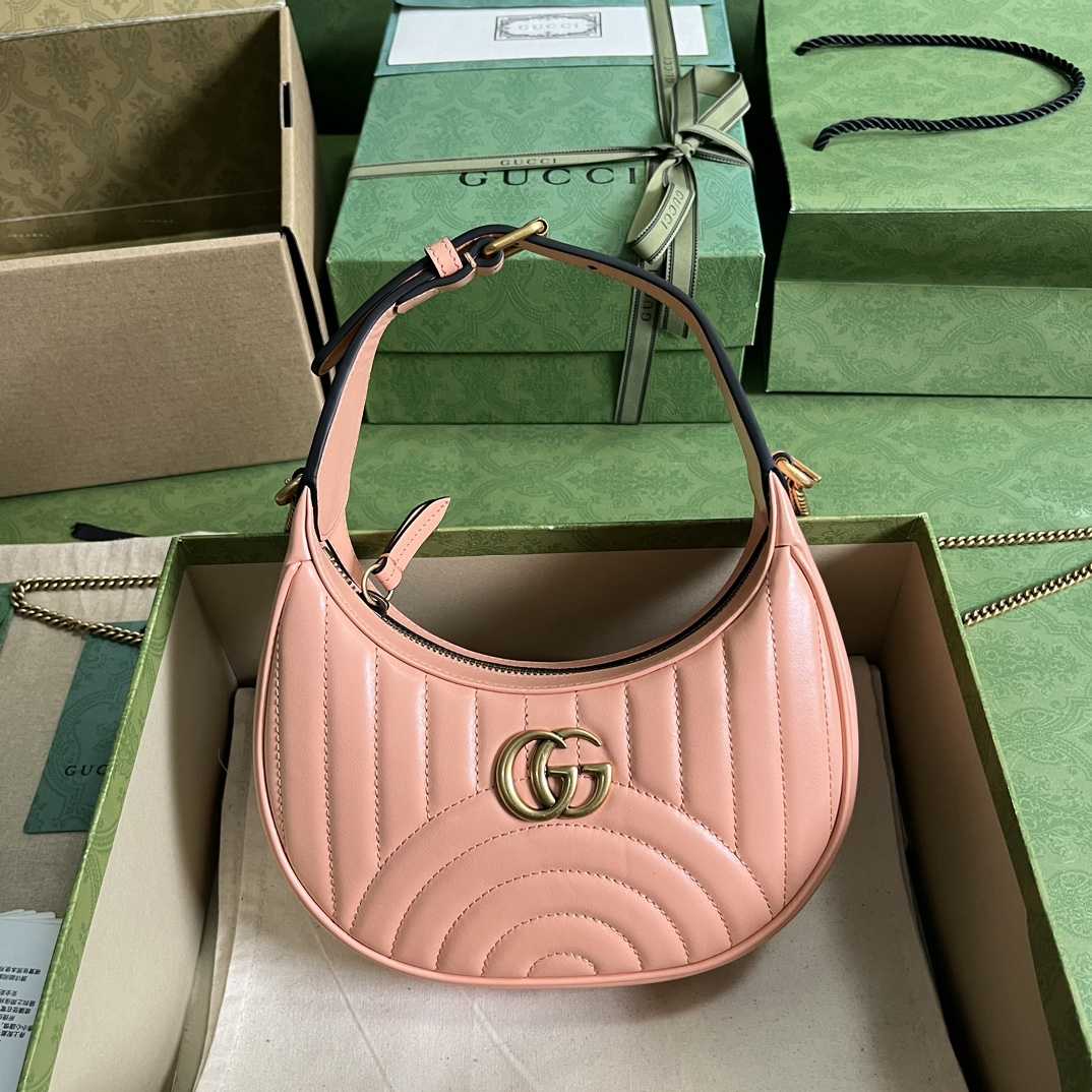 Gucci GG Marmont Matelassé Mini Bag(21.5-11-5cm) - everydesigner